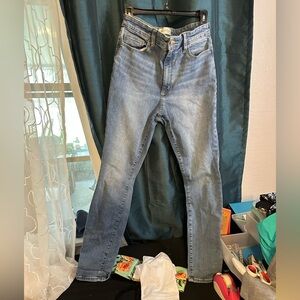 Universal Thread Light Blue Straight Leg Jeans